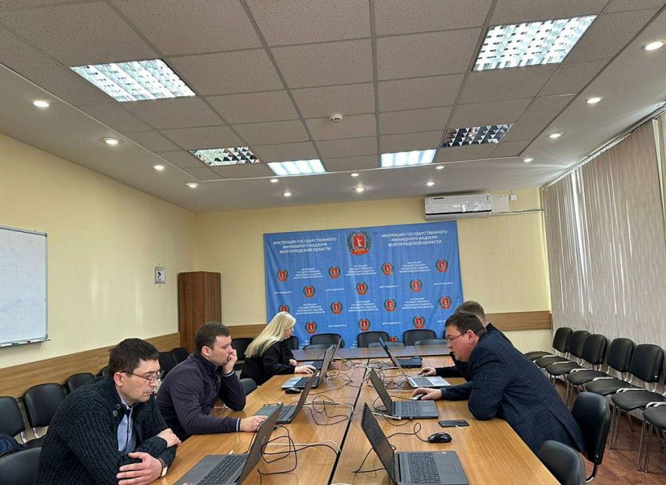 Восемь руководителей УК в Волгограде не сдали квалификационный экзамен
